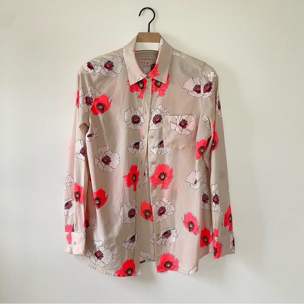 merona poppy print button up blouse with hot + muted pink pink flowers, medium